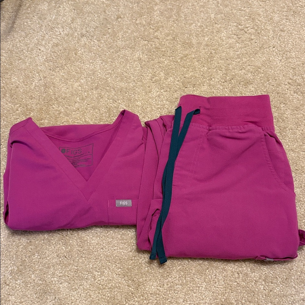 Figs Catarina top and petite Yola bottoms